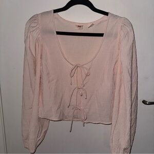 Levi’s bow tie shirt